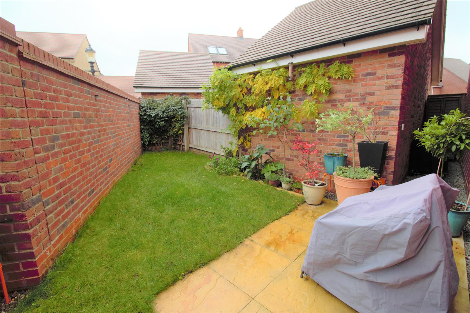 Alwin Court, Great Denham, Bedford